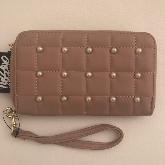 Handbags - Light Pink Pearl Quilted Wallet